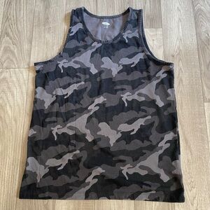 Old Navy Youth Boy’s Sleeveless Tee L (10-12) Grey & Black Camo